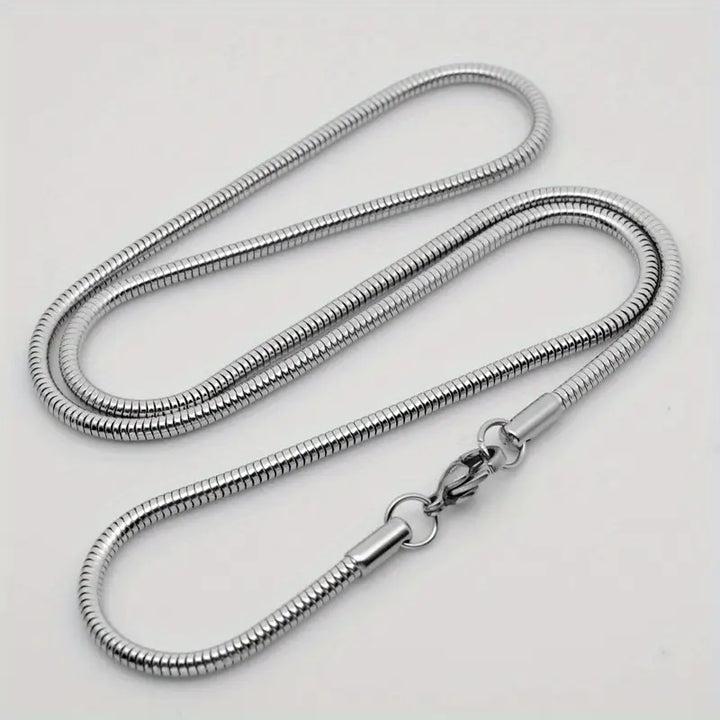 Minimalistický náhrdelník s pleteným řetízkem