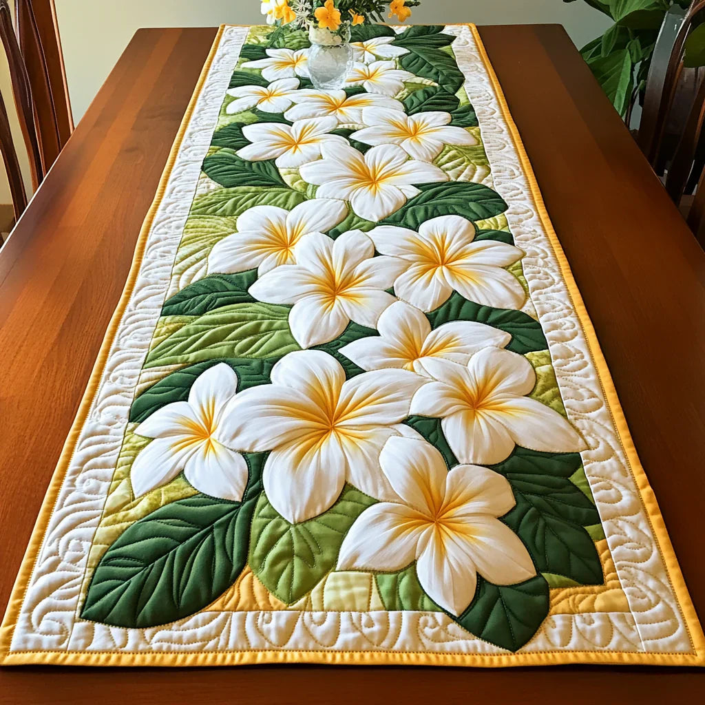 Prošívaný ubrus - Květiny frangipani