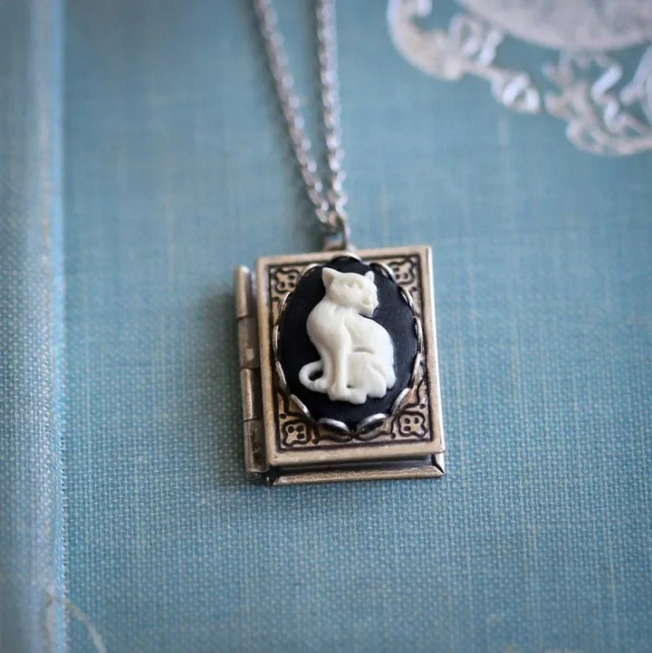 Vintage Kočičí Pendentif Kniha - Otočná Stránka