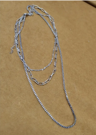 Collier Triple