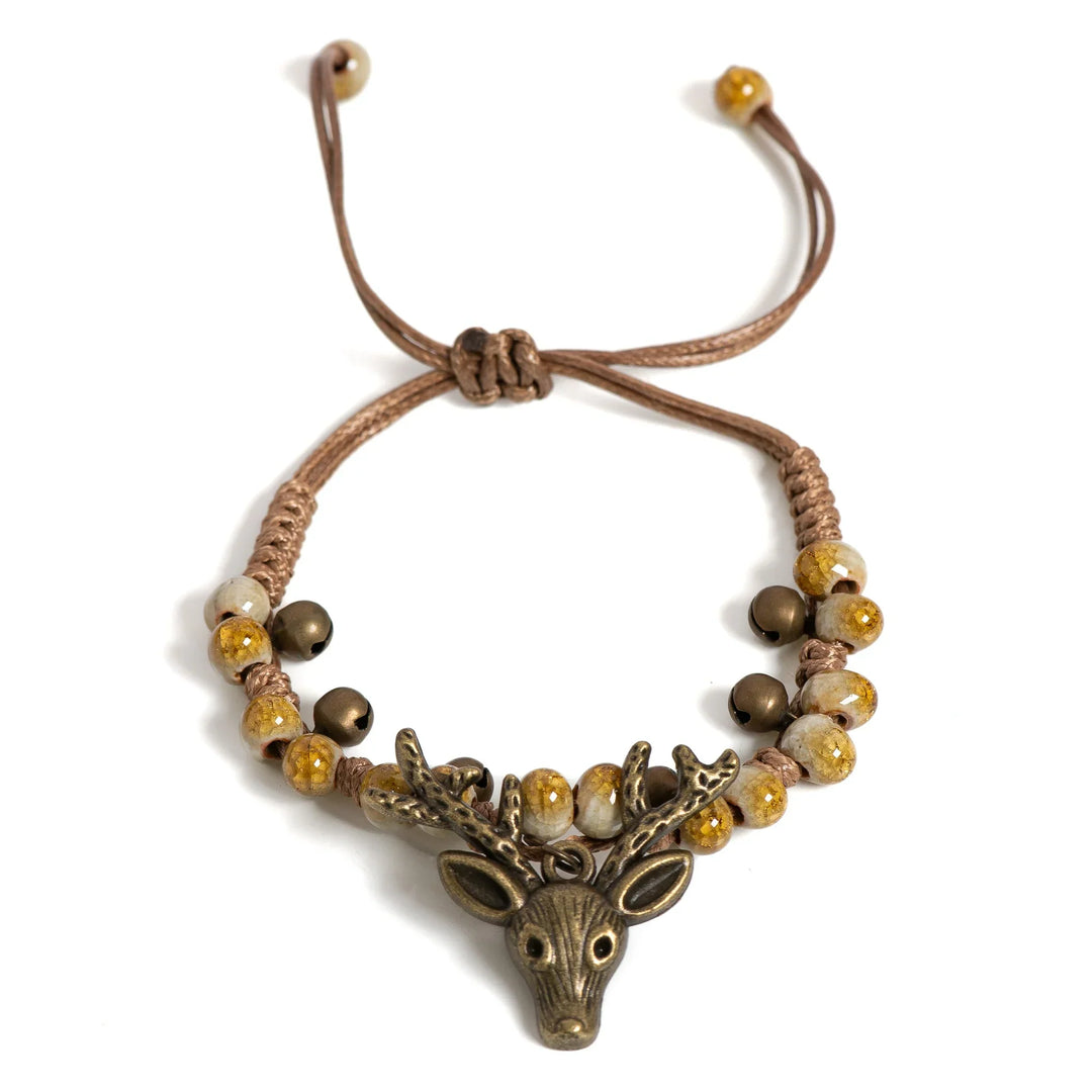 Ručně vyráběný keramický náramek s přívěskem srnce