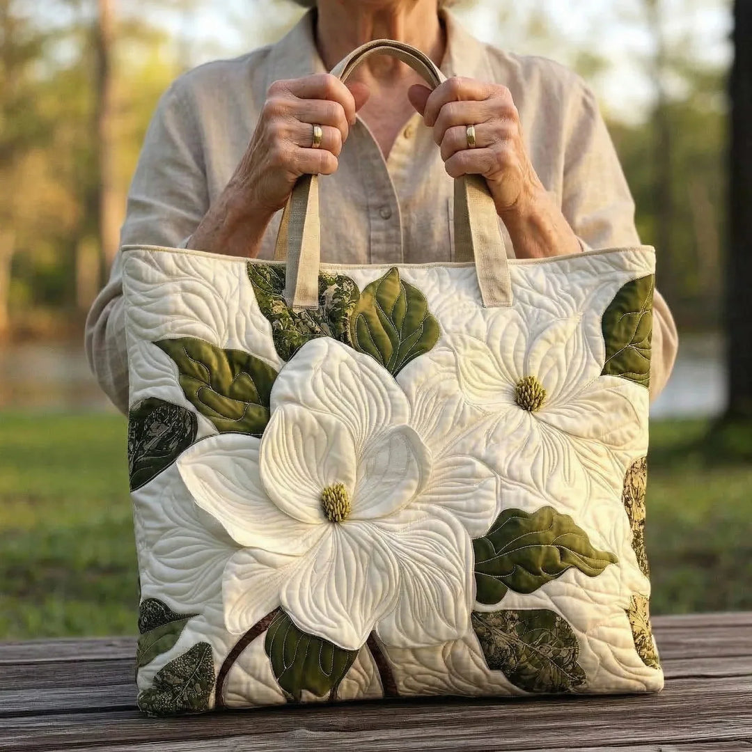 Taška Artisanal Matelassé - Elegantní Bílé Lilie