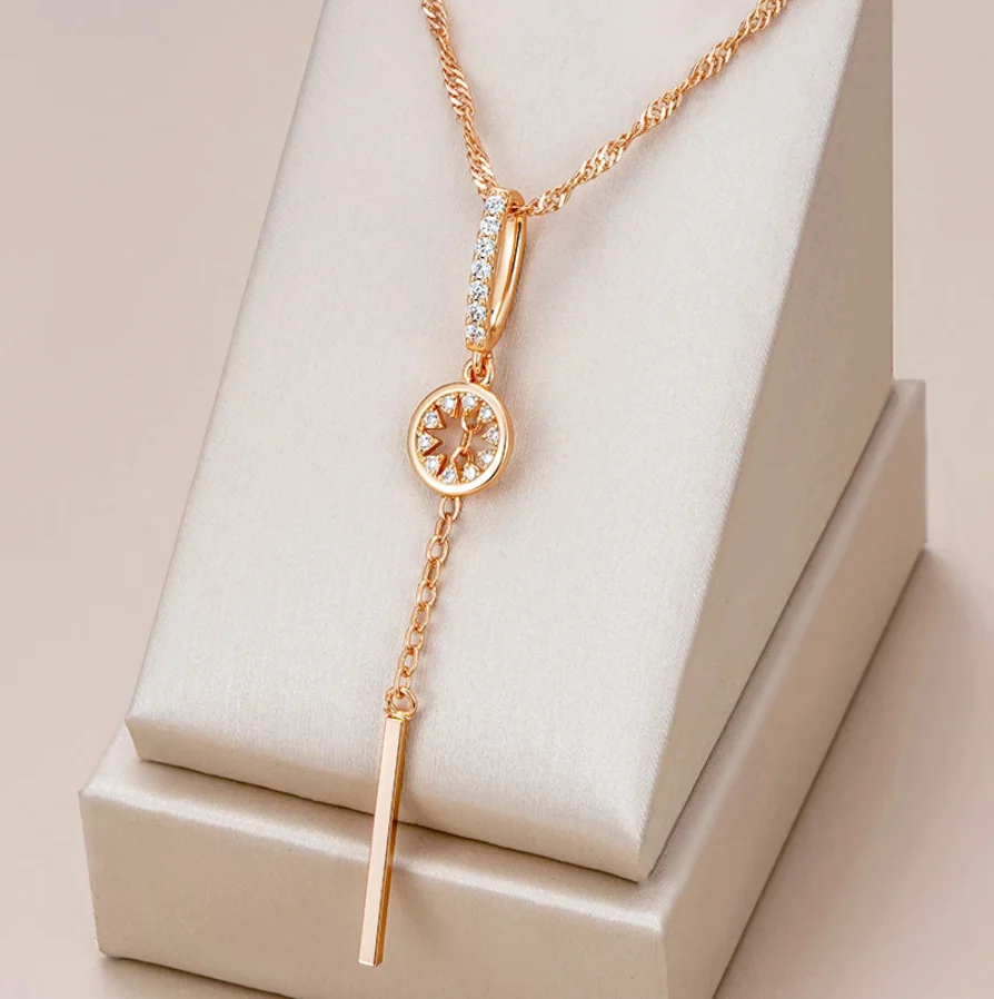 Elegantní zlatý kulatý krystalový náhrdelník